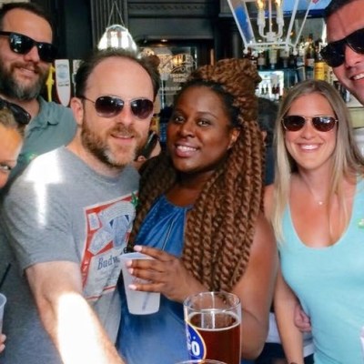 Boston pub crawl group